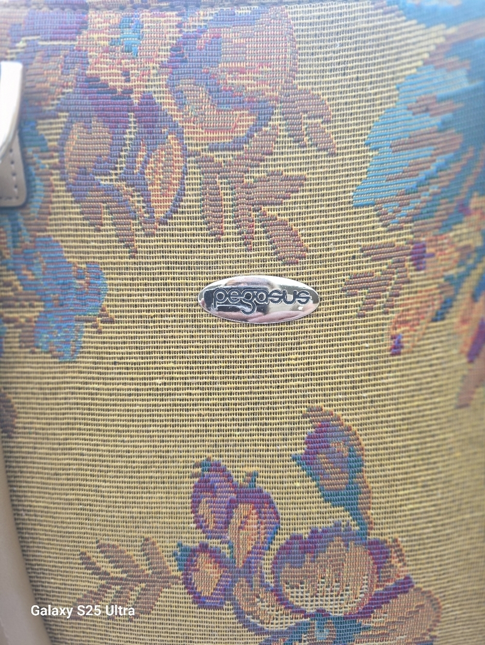 Vintage Pegasus Floral Tapestry Tote Bag - Earthy Tones & Vegan Leather Handles - Picture 8 of 15